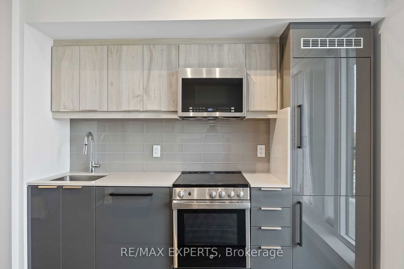 Preview image for 90 Glen Everest Rd #817, Toronto