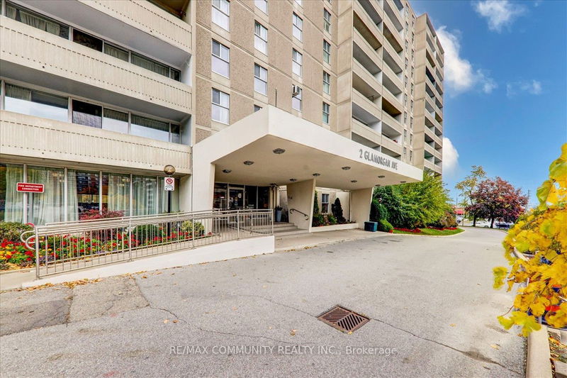 Preview image for 2 Glamorgan Ave #512, Toronto