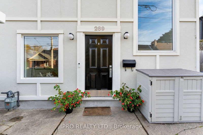 Preview image for 289 Lumsden Ave, Toronto