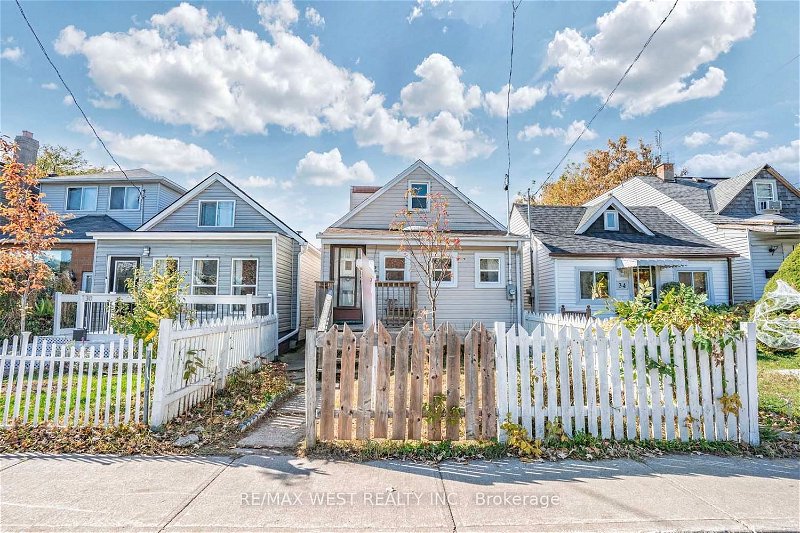 Preview image for 32 Wanstead Ave, Toronto