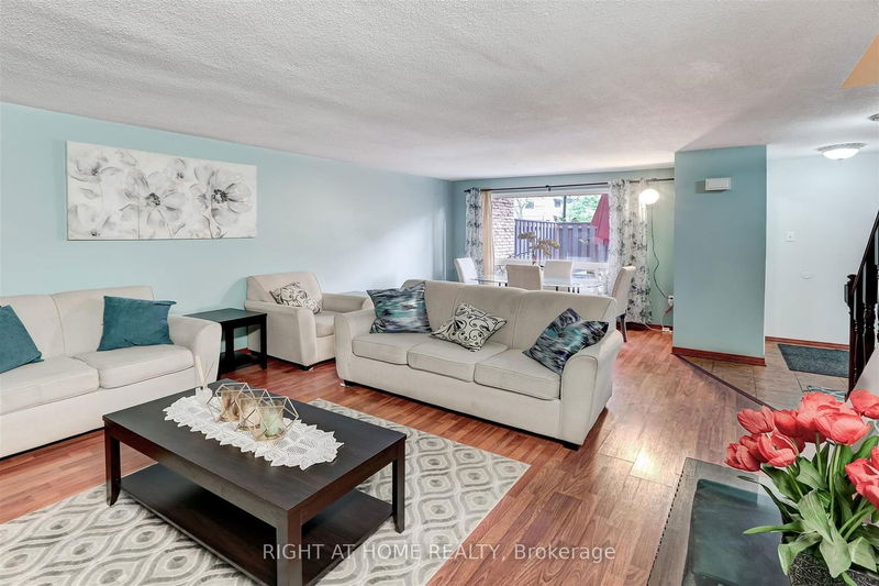 Preview image for 130 Ling Rd #52, Toronto