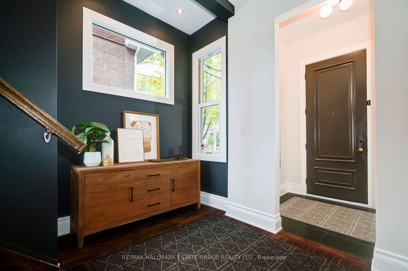 Preview image for 126 Lee Ave, Toronto