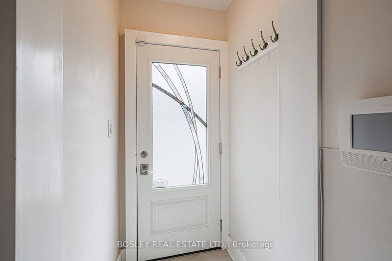 Preview image for 22 Mosley St, Toronto