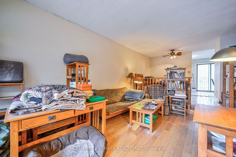 Preview image for 10 Reidmount Ave #7, Toronto