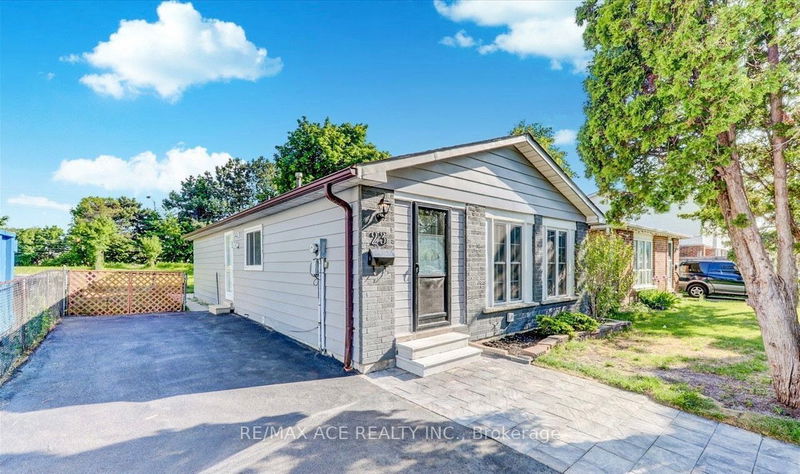 Preview image for 23 Gemshaw Cres, Toronto