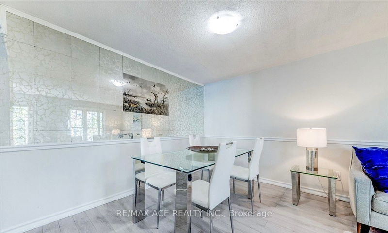 Preview image for 23 Gemshaw Cres, Toronto