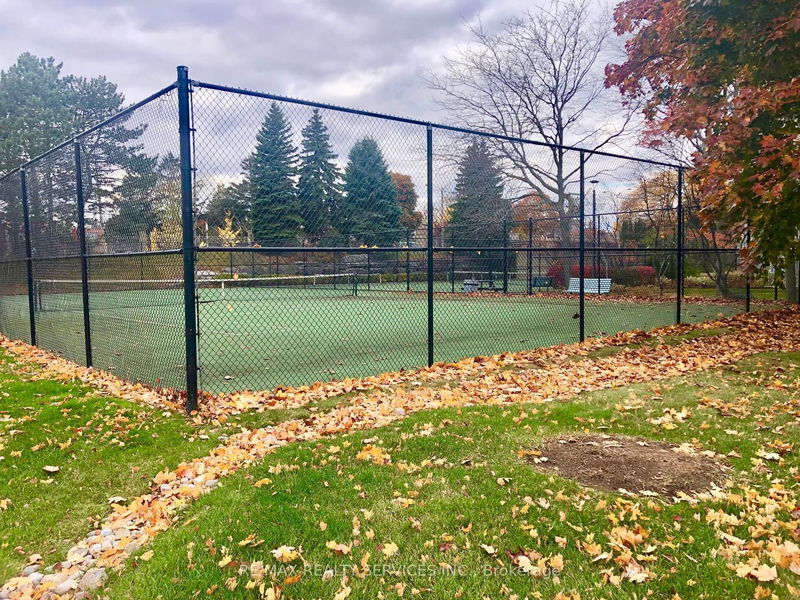 Preview image for 10 Guildwood Pkwy #1432, Toronto