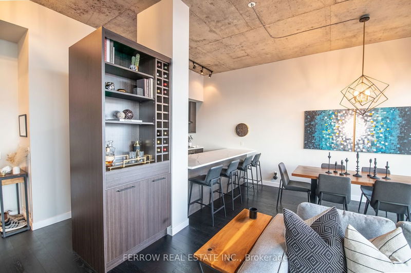 Preview image for 90 Broadview Ave #905, Toronto