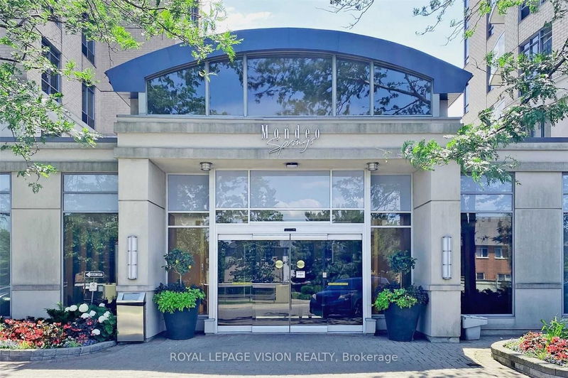 Preview image for 18 Mondeo Dr #725, Toronto