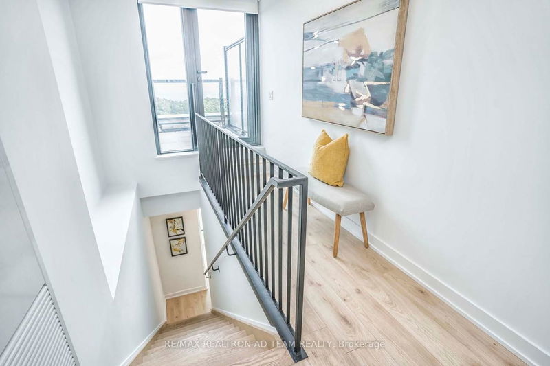 Preview image for 2799 Kingston Rd #901, Toronto