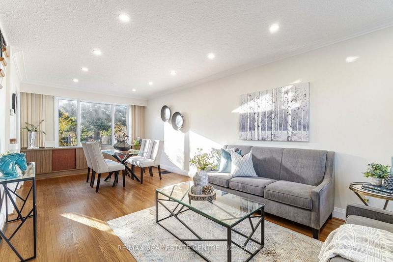 Preview image for 122 Tower Dr, Toronto