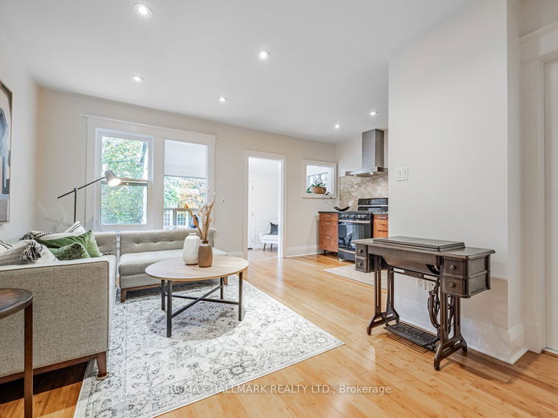 Preview image for 156 Hanson St, Toronto