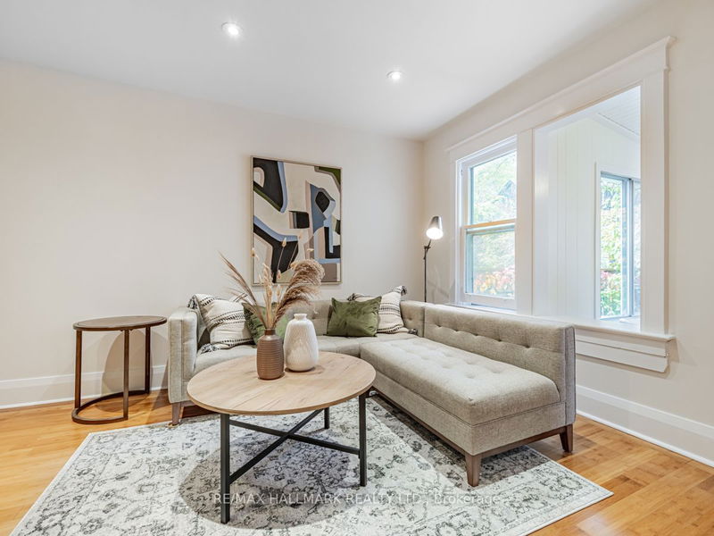 Preview image for 156 Hanson St, Toronto