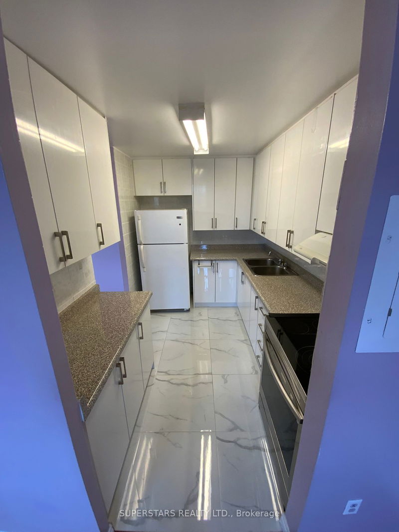 Preview image for 100 Dundalk Dr #403, Toronto
