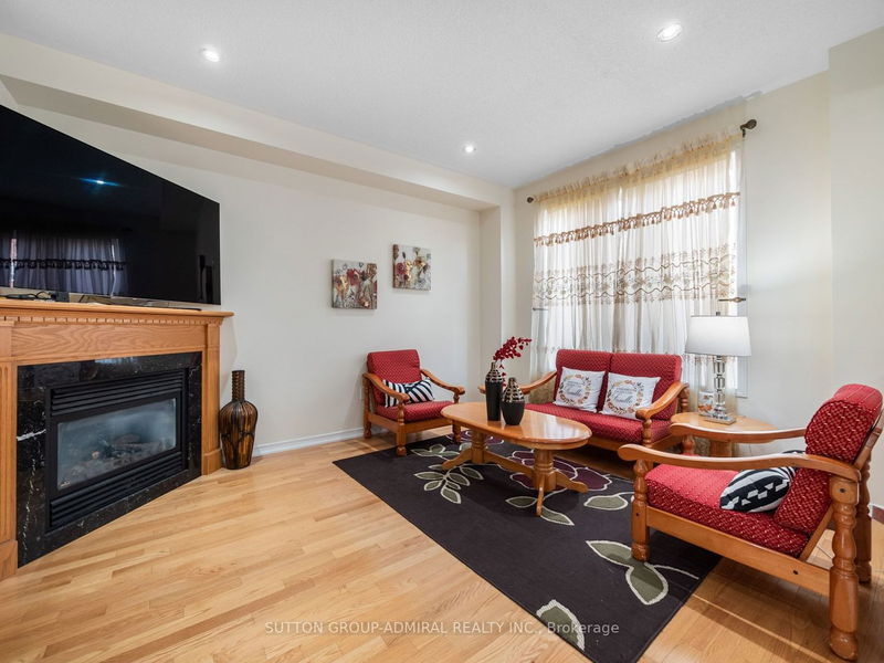 Preview image for 82 Vivian Rd, Toronto