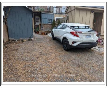 Preview image for 256 Woodbine Ave, Toronto
