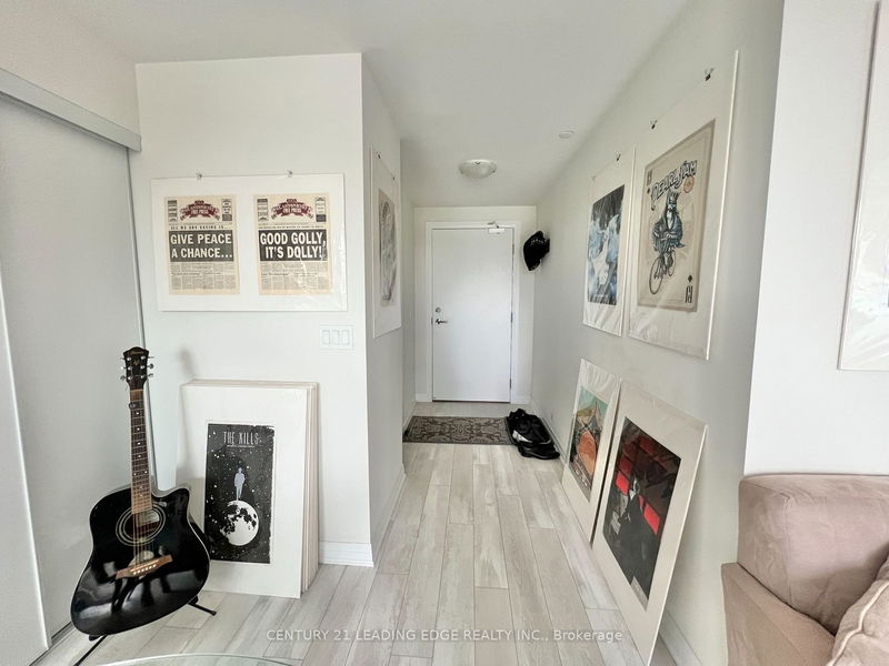 Preview image for 1630 Queen St E #601, Toronto