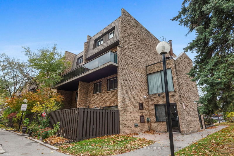 Preview image for 140 Ling Rd #96, Toronto