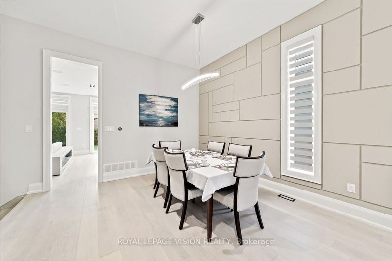 Preview image for 33 Marilyn Cres, Toronto