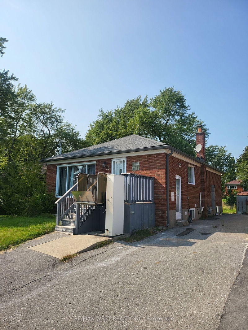 Preview image for 16 Seminole Ave, Toronto