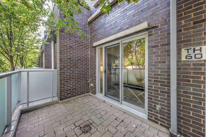 Preview image for 295 Village Green Sq #60, Toronto