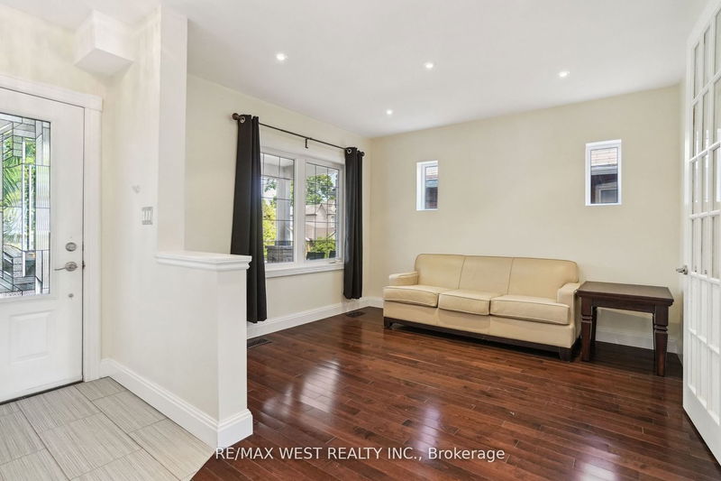 Preview image for 9 Westbrook Ave, Toronto