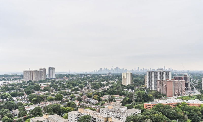Preview image for 1 Massey Sq #2814, Toronto
