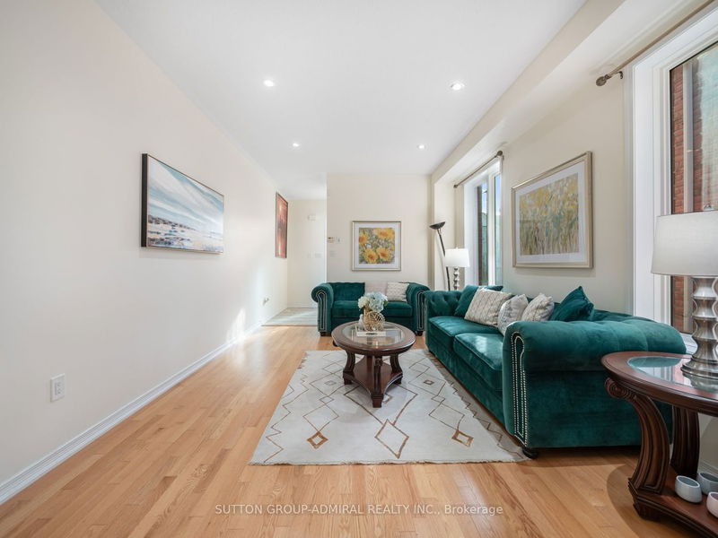 Preview image for 82 Vivian Rd, Toronto