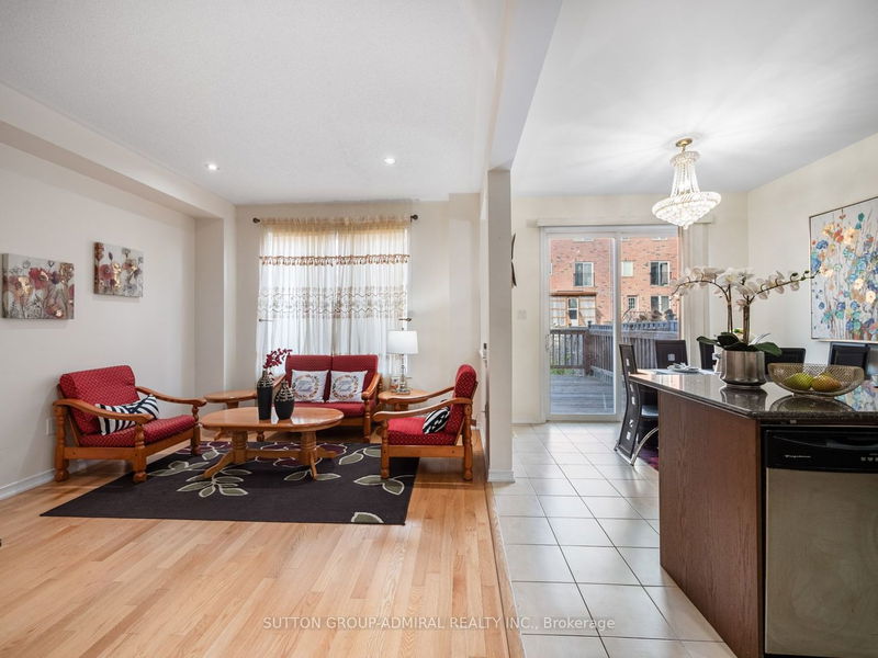 Preview image for 82 Vivian Rd, Toronto
