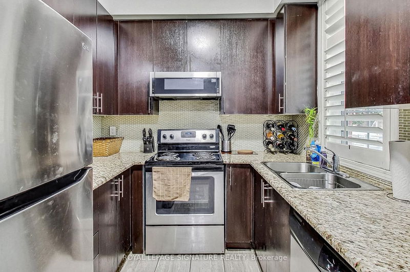 Preview image for 397 Beechgrove Dr #65, Toronto