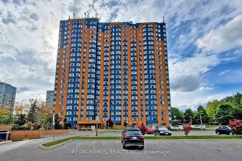 Preview image for 88 Alton Towers Circ #1803, Toronto