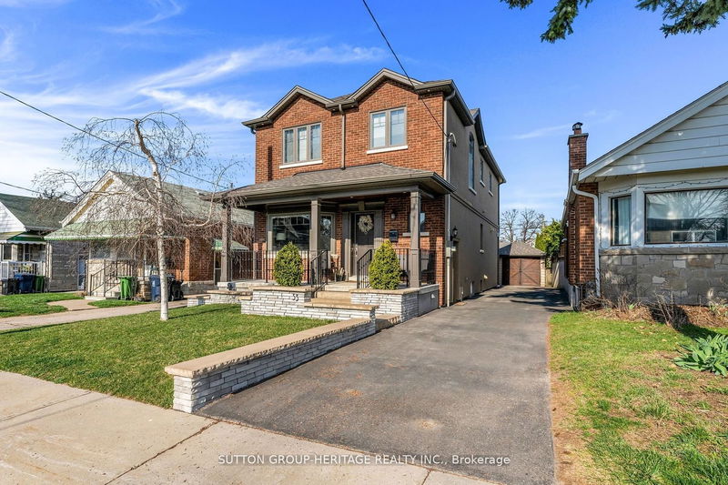 Preview image for 33 Norlong Blvd, Toronto