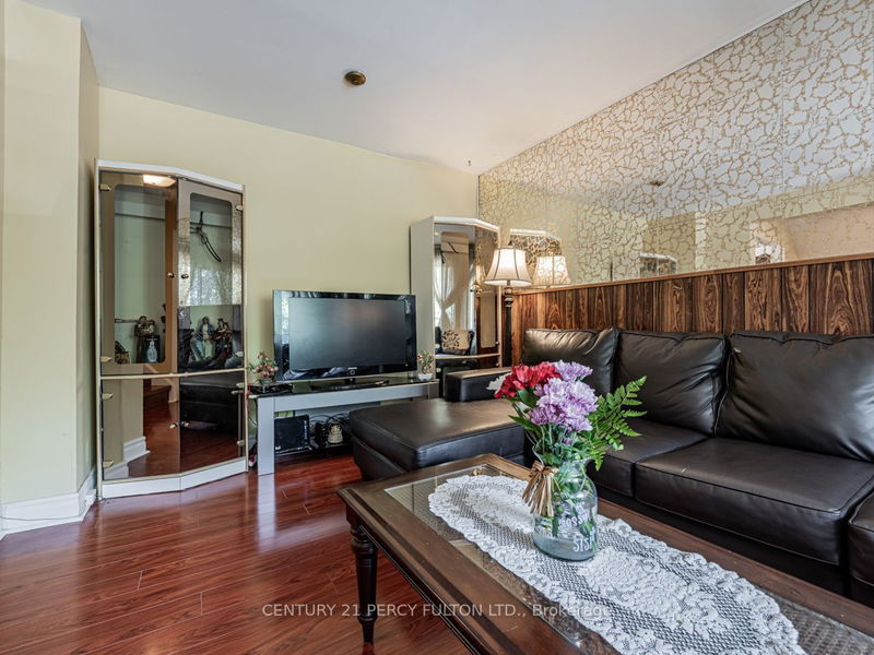Preview image for 81 Blackwell Ave, Toronto