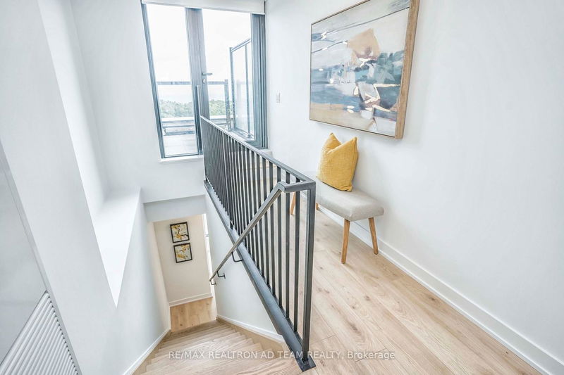 Preview image for 2799 Kingston Rd #901, Toronto