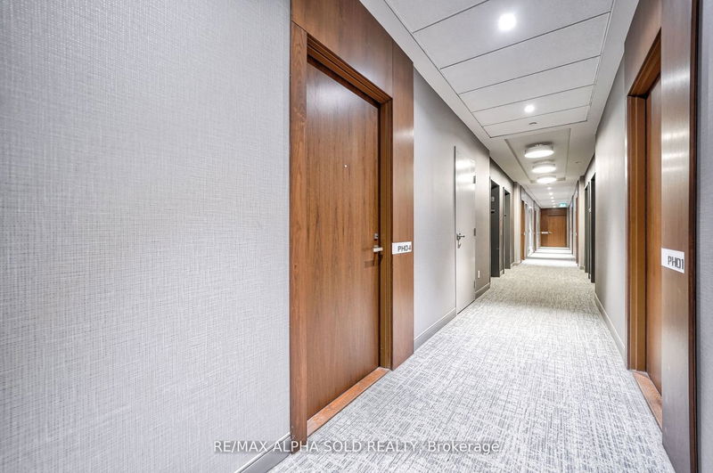 Preview image for 255 Village Green Sq #Ph04, Toronto