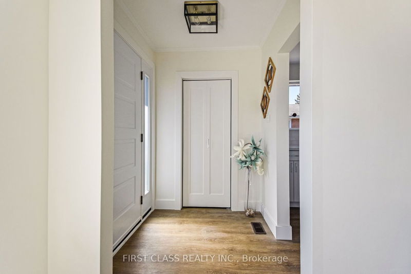 Preview image for 24 Fintona Ave, Toronto