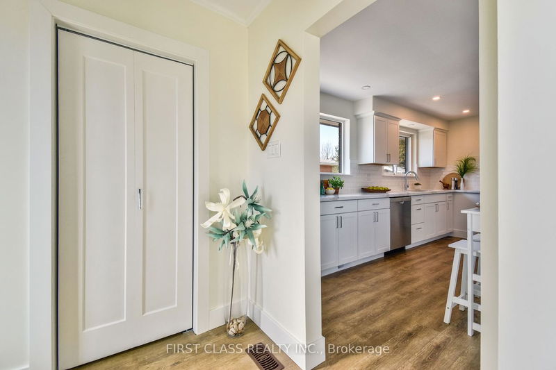 Preview image for 24 Fintona Ave, Toronto