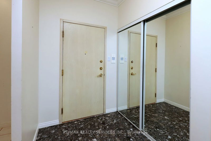 Preview image for 10 Guildwood Pkwy #1432, Toronto