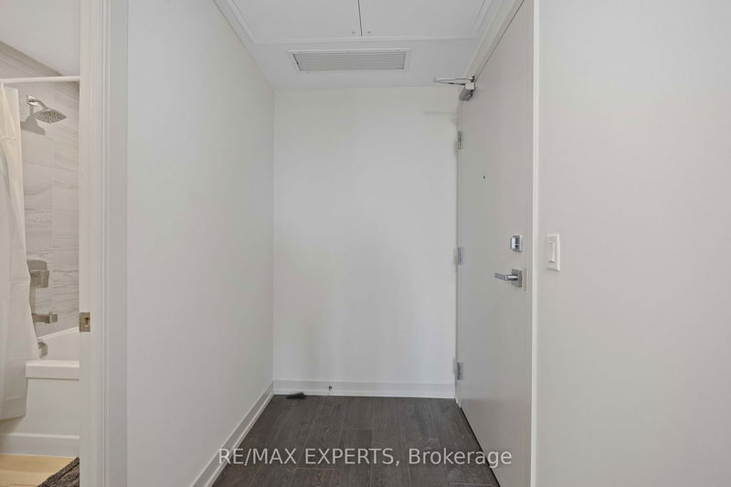 Preview image for 90 Glen Everest #817, Toronto