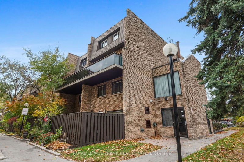 Preview image for 140 Ling Rd #96, Toronto