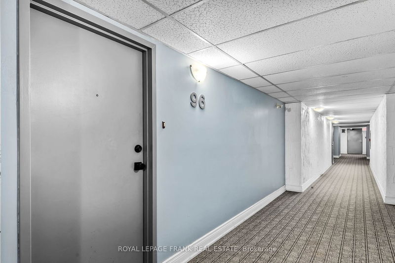 Preview image for 140 Ling Rd #96, Toronto