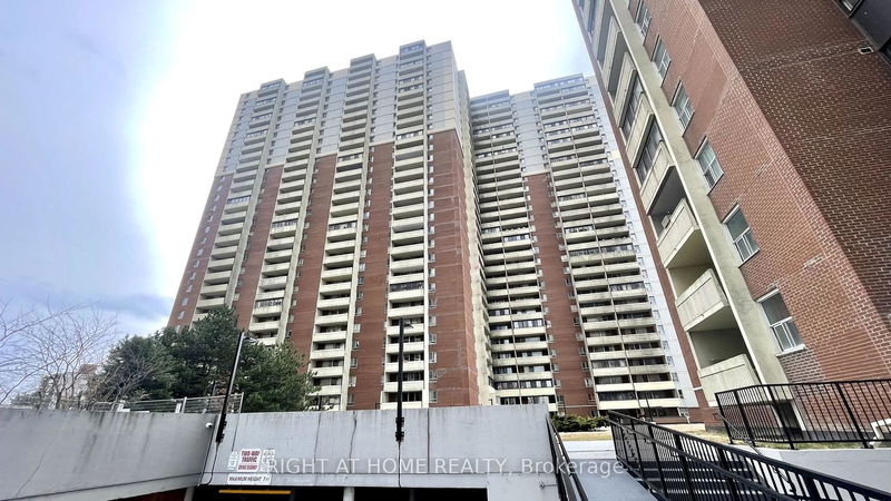 Preview image for 1 Massey Sq #804, Toronto