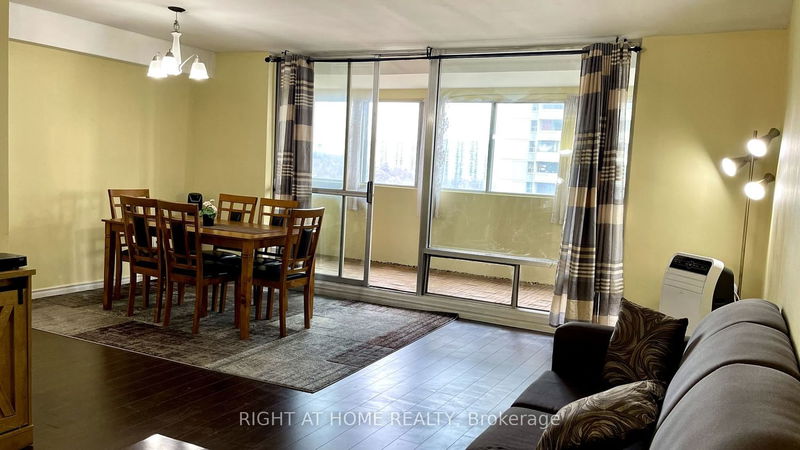 Preview image for 1 Massey Sq #804, Toronto