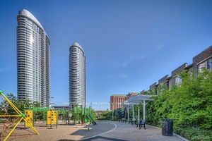 Preview image for 135 Village Green Sq #1526, Toronto