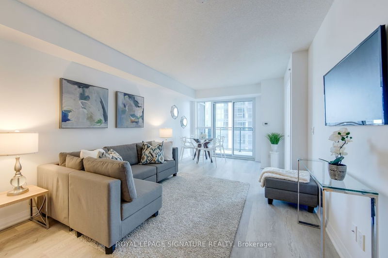 Preview image for 30 Meadowglen Pl #2401, Toronto
