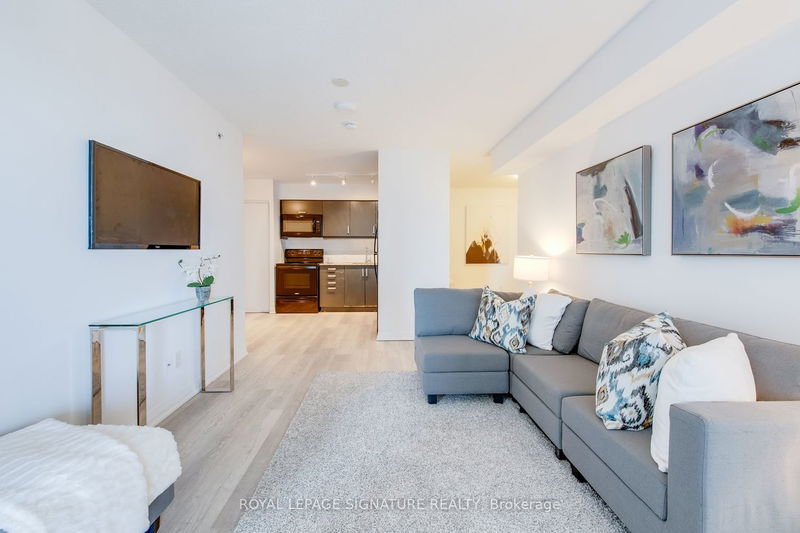 Preview image for 30 Meadowglen Pl #2401, Toronto