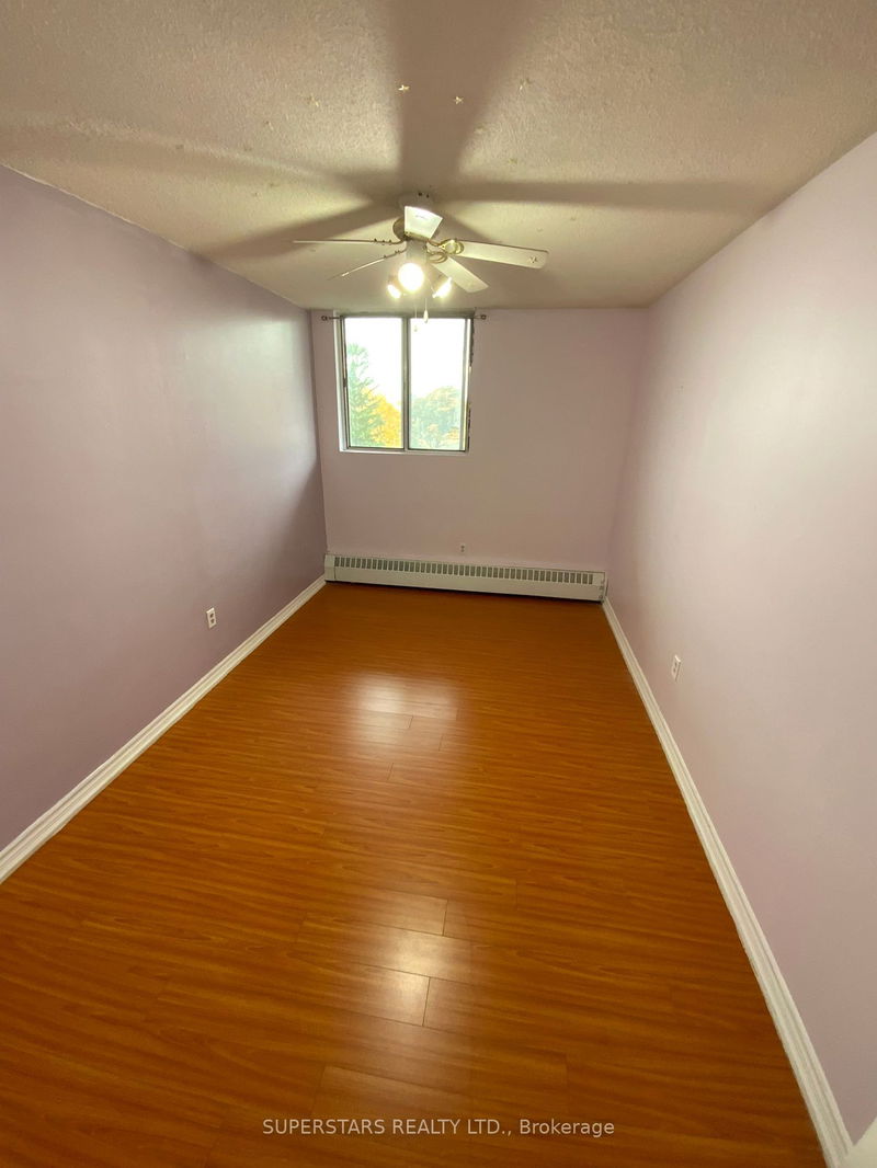 Preview image for 100 Dundalk Dr #403, Toronto