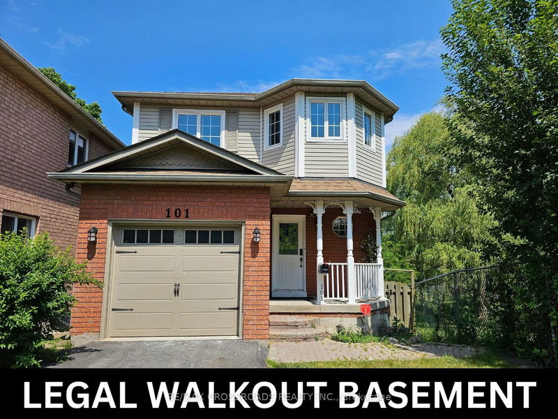 Preview image for 101 Piperbrook Cres, Toronto