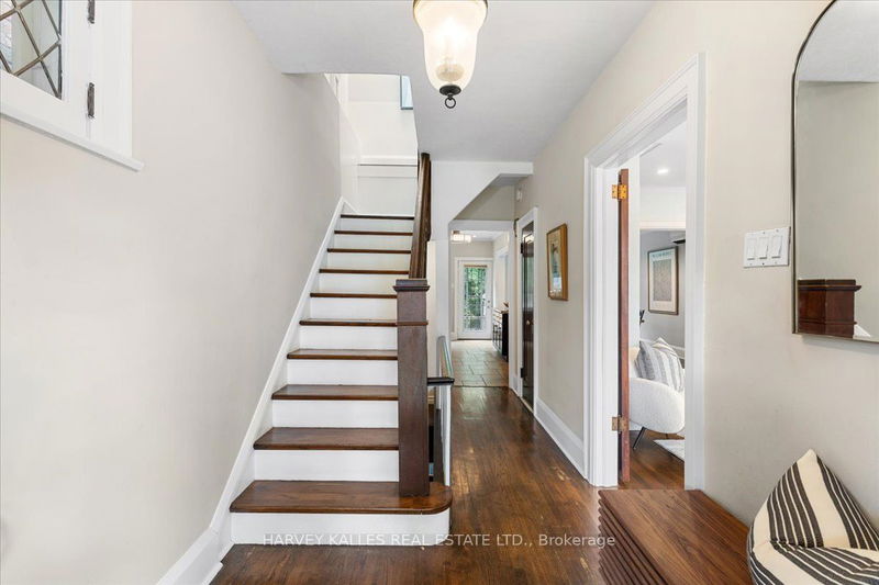 Preview image for 132 Hopedale Ave, Toronto
