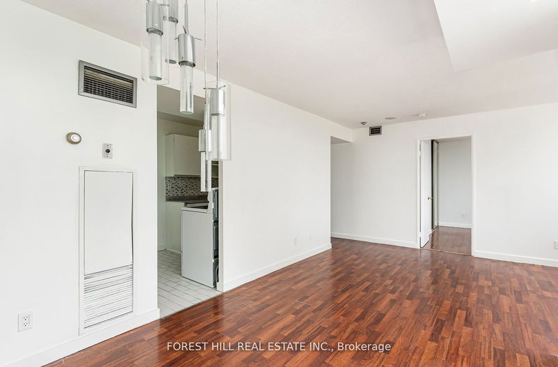 Preview image for 330 Mccowan Rd #1304, Toronto